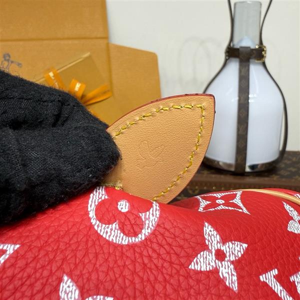 2026120163816959 140